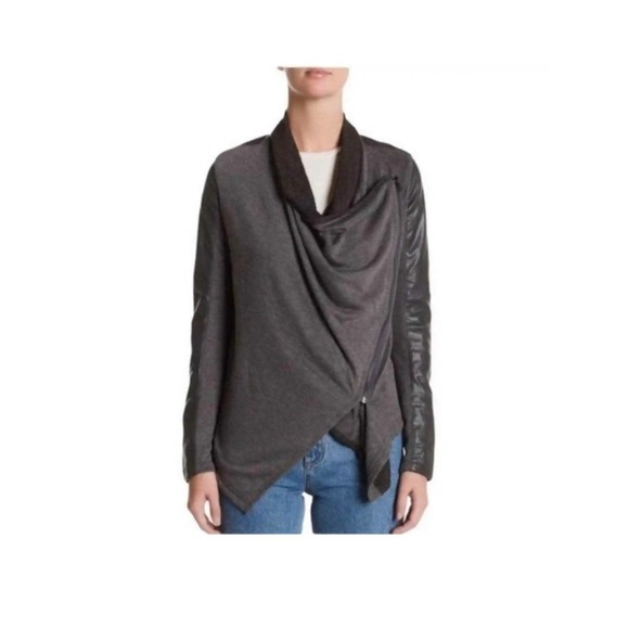 Blank NYC Black Drape Front Mixed Media Faux Leather Moto Jacket Size Small - Picture 2 of 13